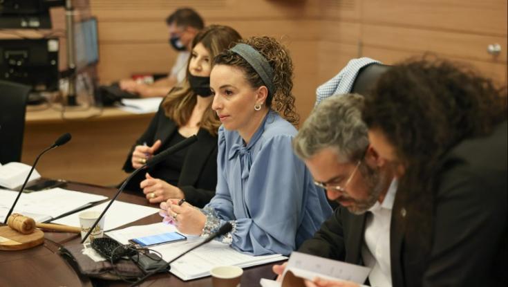 "ילדה טובה": יו"ר הקואליציה תחת מתקפה