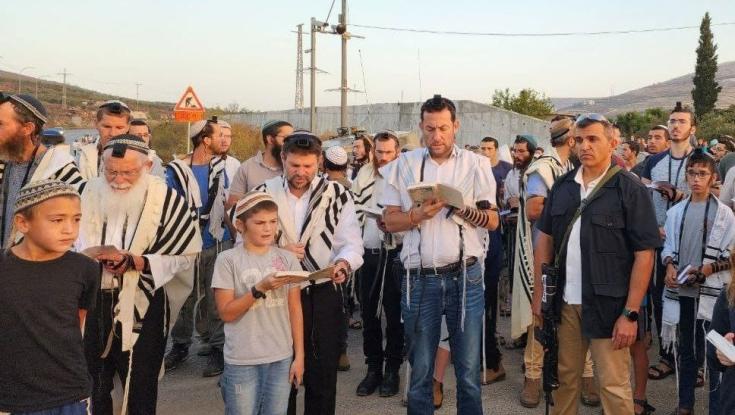 ערב יום הכיפורים: סליחות ותפילת שחרית בכניסה לשכם