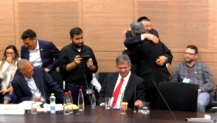 זאת הסיבה שיואב בן צור שמח שהעיפו אותו מהדיון