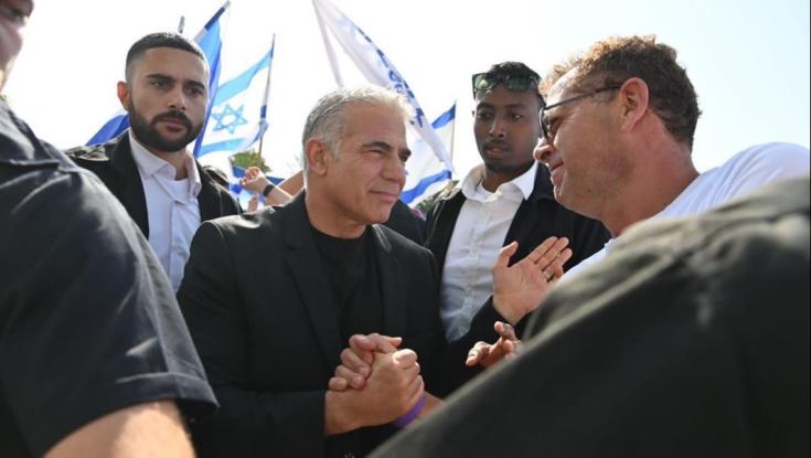 רגע לפני הסוף: הפוליטיקאים יצאו לשטח בניסיון שכנוע אחרון