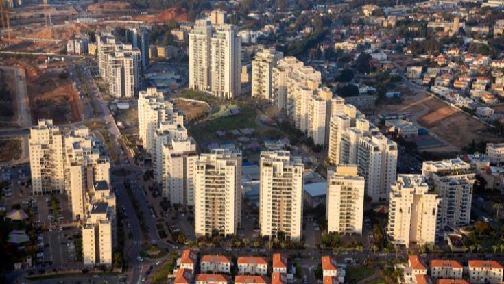 עיר במרכז הארץ מבטלת היתרי בנייה בגלל מחסור בחשמל