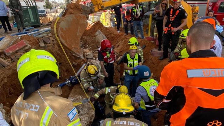 גבעת שמואל: פועל נפצע בינוני עד קשה בתאונת עבודה