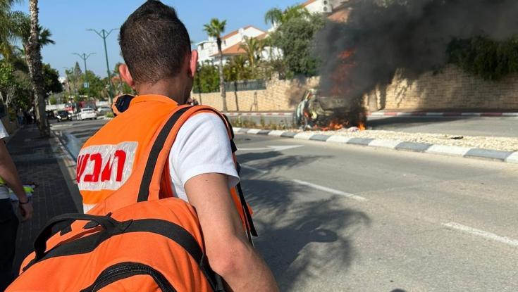 ראשון לציון: צעיר במצב קשה כתוצאה מפיצוץ ברכבו