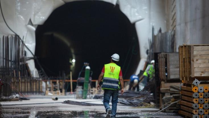 הרכבת הקלה: במכון צומת מסבירים לרון חולדאי מה ההבדל בין אנכי לאופקי