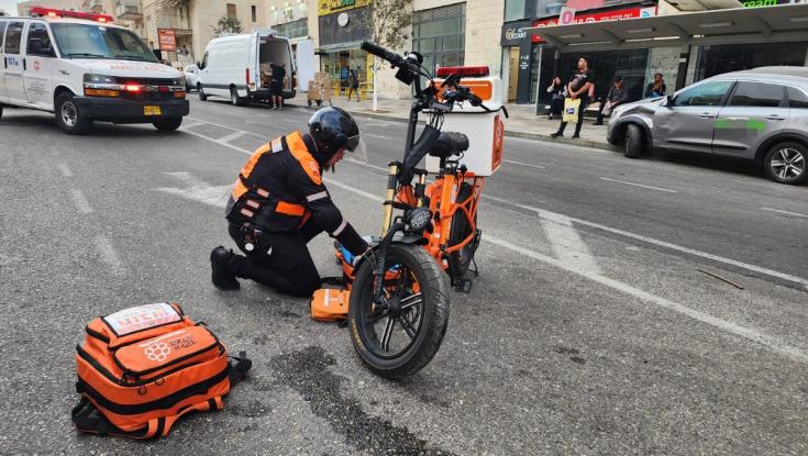 ירושלים: תאונת דרכים עם מעורבות רכב וקטנוע