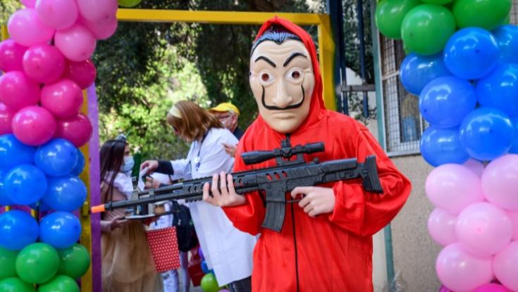 סכנת התלקחות, חנק ואפילו הרעלה: כך תזמינו תחפושת מהאינטרנט באופן בטוח