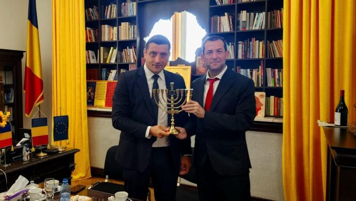 המועמד המוביל לנשיאות רומניה: "מכיר בזכותה של ישראל לבנות ביו"ש"