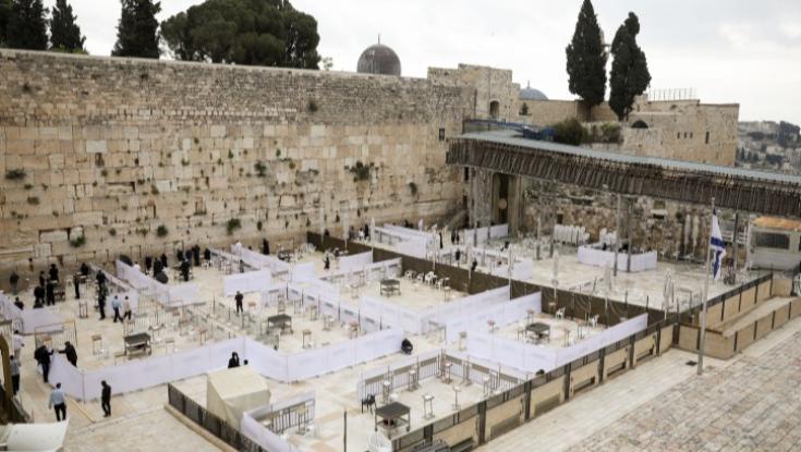 קבינט הקורונה אישר: תו ירוק במערכת החינוך והגבלת מתפללים בכותל