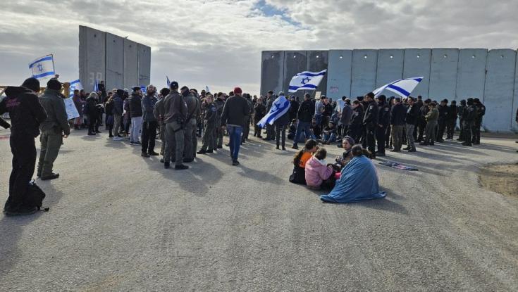 הרב יובל שרלו: לממשלה יש סיבות טובות להכניס משאיות לעזה - מוסריות היא לא אחת מהן