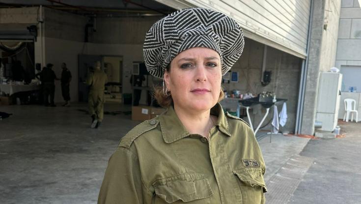 האישה שמטפלת בחיילות שנרצחו: "רבנים לא יכולים לעשות את זה"