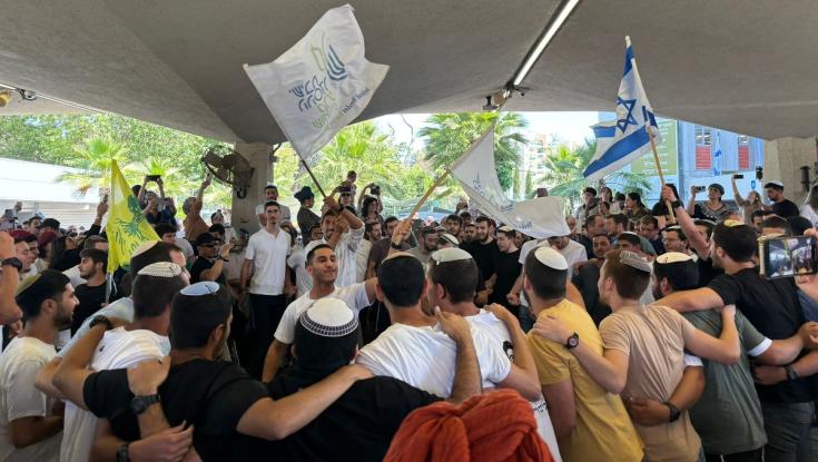תלמידי ישיבות ההסדר התגייסו ליחידות הלוחמות בצה"ל: "קשה לחשוש עם האנרגיות האלה"