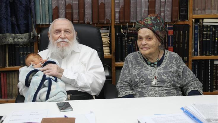 "אישה ענקית, דור של נפילים": נפרדים מהרבנית שרה דרוקמן