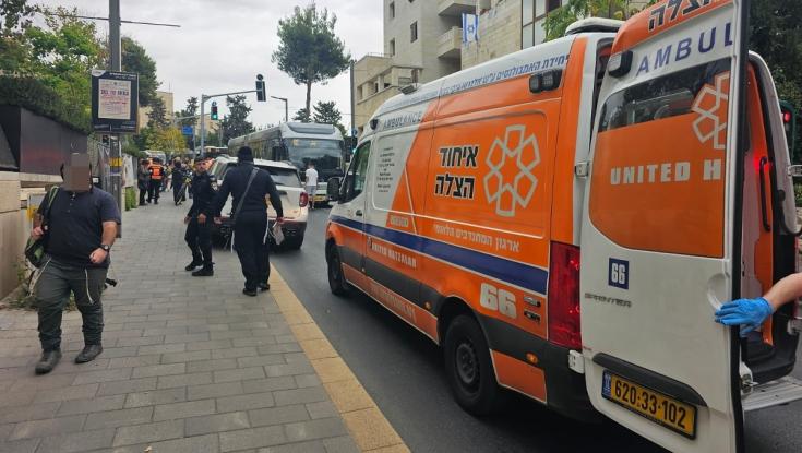 הולך רגל נפגע מאוטובוס ברחוב עזה בירושלים