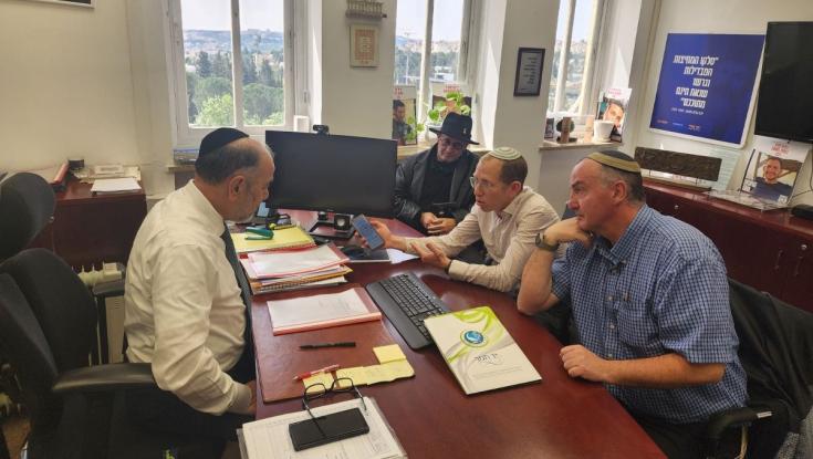 ארגון יד תמר הציג לשר הרווחה מערכת טכנולוגית תומכת לניהול משברים