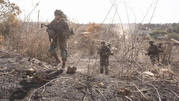 תיעוד: הצנחנים השמידו מנהרת ענק בתוך לבנון
