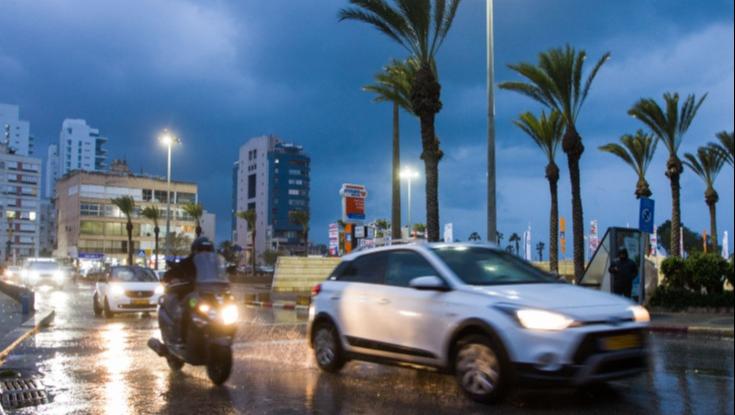 תזכורת: החל ממחר מדליקים את אורות הרכב גם ביום