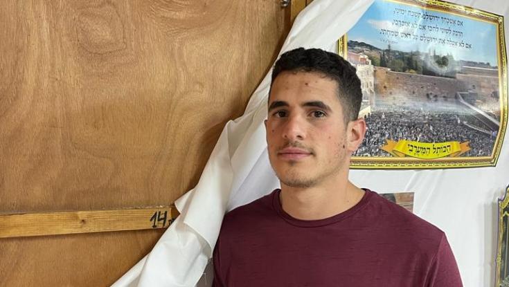 "היה נס עצום, שלושה כדורים פגעו בכיסא": הפצוע מהפיגוע בבית אל משחזר