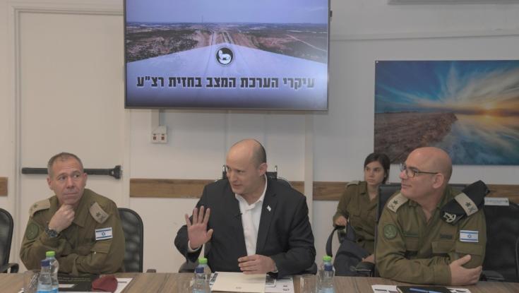 בנט מאיים: "מציע לאויב לא לנצל את המצב הפוליטי"