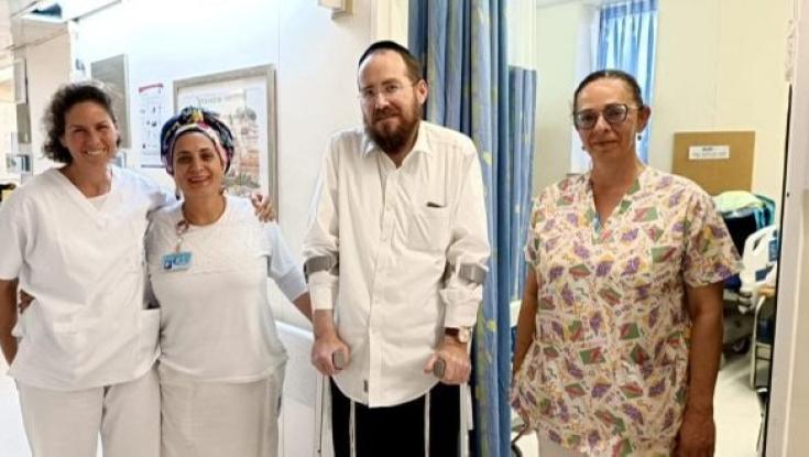 אברהם פאלי שוחרר מבית החולים והודה: "לא ויתרו גם בימים מורכבים"