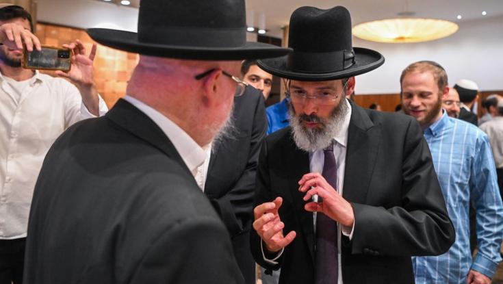 הרב מאיר כהנא מגיב להפסד: אם כולם היו נצמדים להחלטת ועדת הרבנים - היעד היה מושג