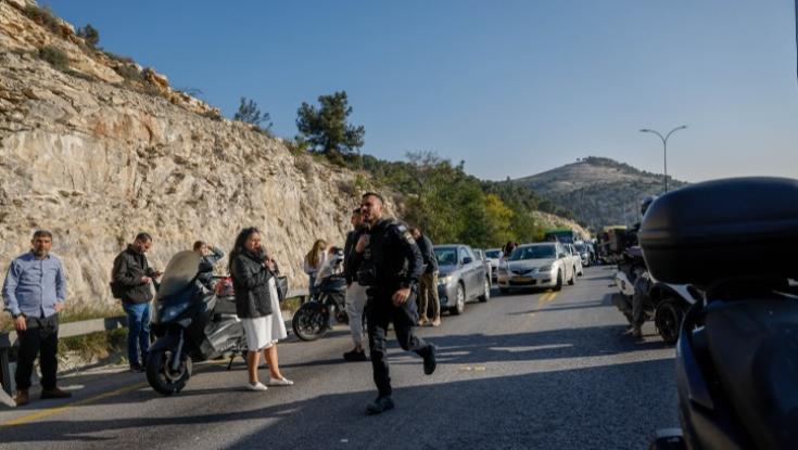 גיבור: בנו של יועץ התקשורת הסרוג נטרל את המחבל ונפצע בפיגוע