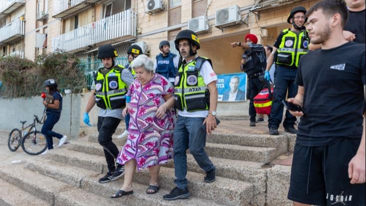 הנחיות הלכתיות למקרה של פינוי בשבת: מותר לנהוג? מה מותר לקחת מהבית?