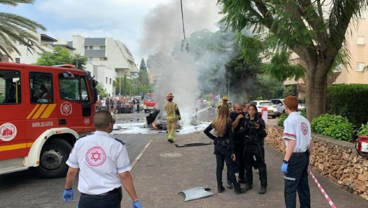 גבר נהרג בפיצוץ רכב בהרצליה, גבר נוסף במצב קשה