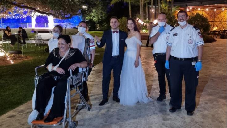 מבצע חתונה: אם החתן התפנתה באמבולנס והספיקה לחופה ברגע האחרון