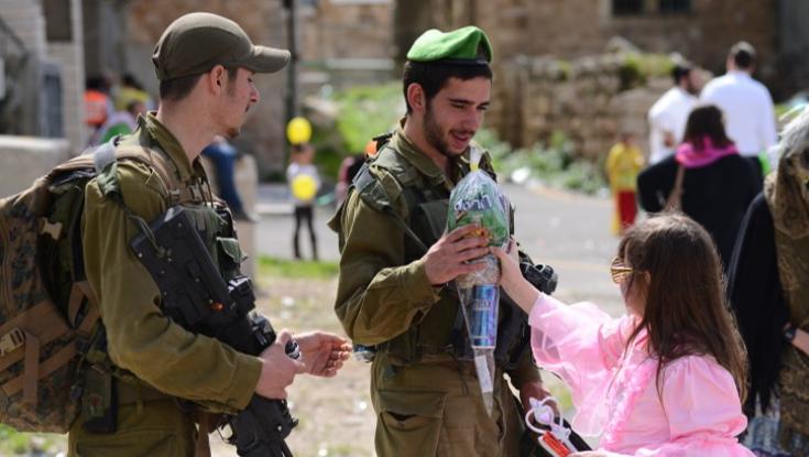 הלל במקום מגילה וארוחת בוקר במקום משלוח מנות: כך תחגגו פורים בצה"ל