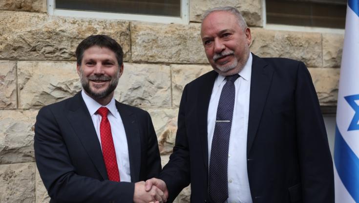 סמוטריץ' פרגן, ליברמן עקץ: לאור הדרישות של השותפים שלך צריך הרבה קמח