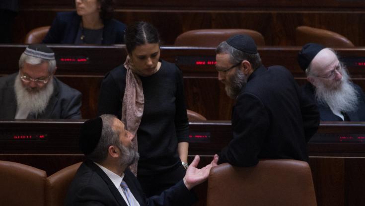 חבר כנסת מש"ס בשיחות סגורות: הלוואי ששקד תעבור