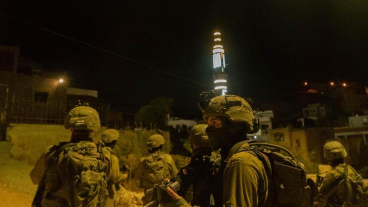 במהלך מעצר מבוקש: בקבוקי תבערה ומטענים הושלכו לעבר כוחות הביטחון