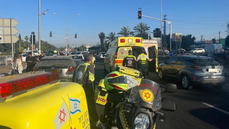 החובש הוזנק לטפל באישה שכרעה ללדת והחליט: מיילדים אותה בביתה