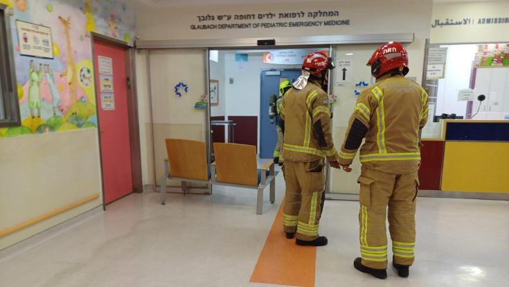 בהלה בשערי צדק: קומה שלמה פונתה בגלל שריפה