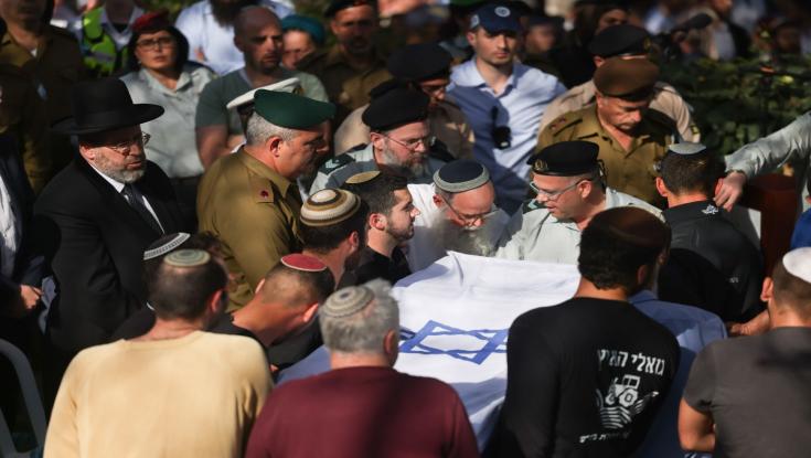 אלפים ליוו את הלל ויגל יניב הי"ד בדרכם האחרונה