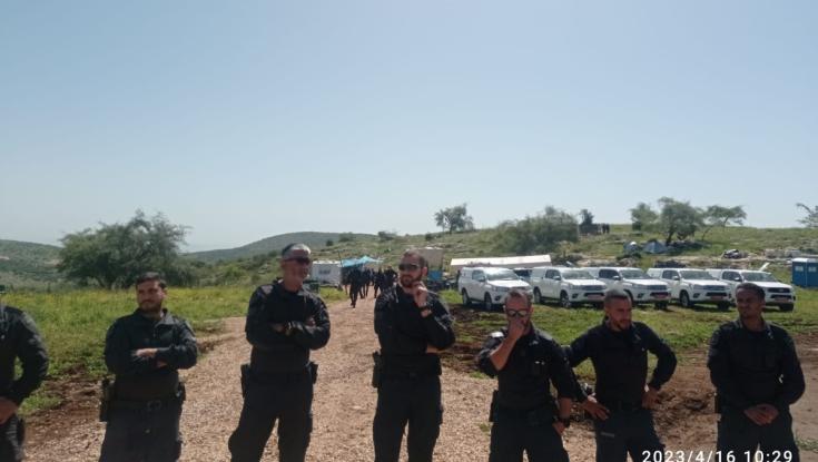 "מדיניות אפליה במדינת ישראל": המשטרה נערכת לפינוי היישוב היהודי בגליל