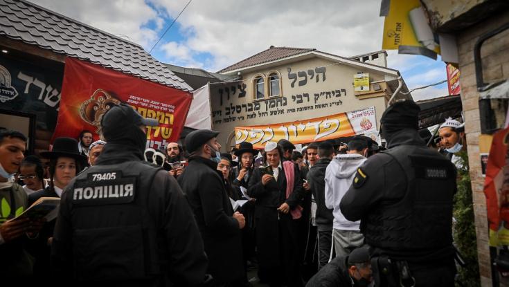 אומן ראש השנה בסכנה: "הפצצות מהאוויר וירי רקטות"