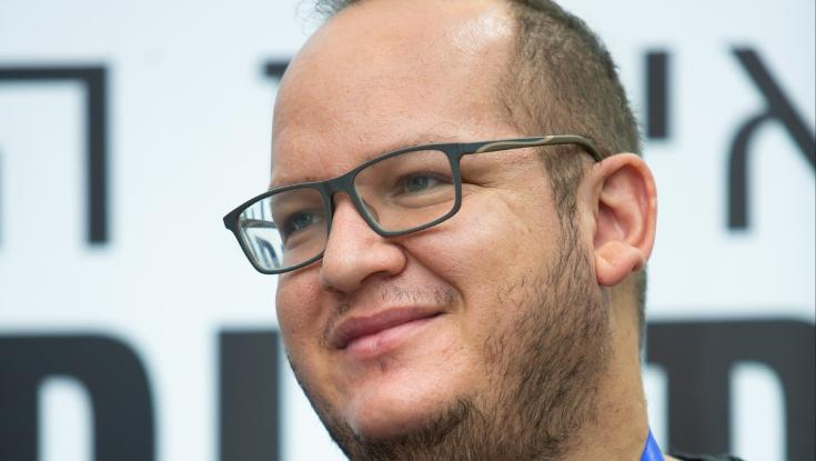 חיים לוינסון מסתבך: עיתונאי עובדה מאיים - אתבע אותך