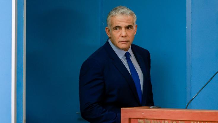 למה לא שמענו על השלישות? העיתונאי שחושף את השירות הצבאי של לפיד