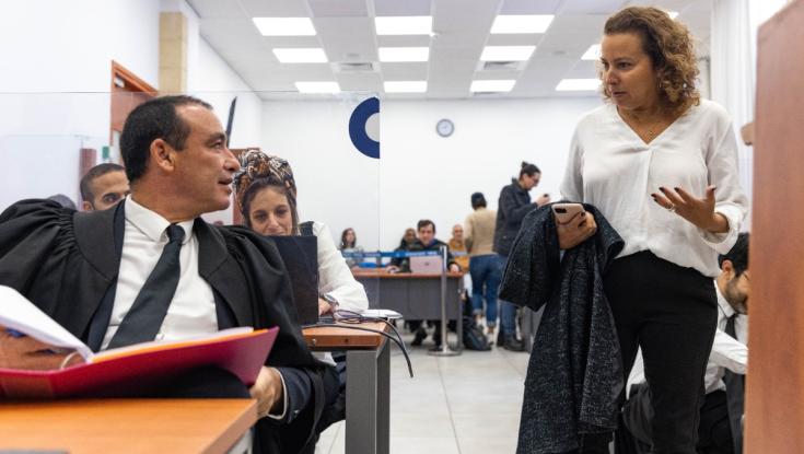 הפרקליטים העלו את הטונים: השופטים עצרו את משפט נתניהו