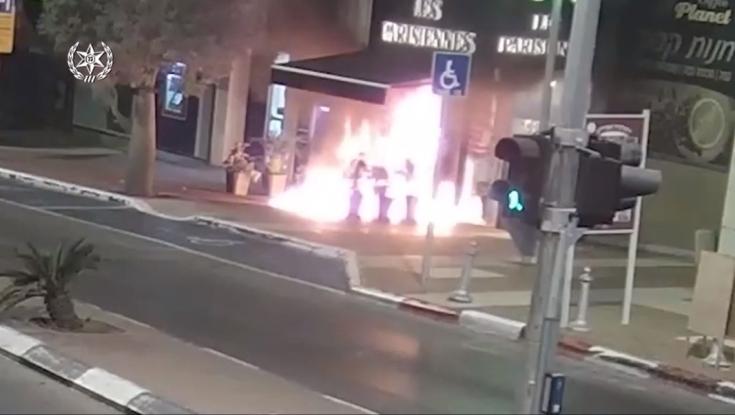 תיעוד: המשטרה תפסה לבנת חבלה, מטעני צינור, רימון ואקדח