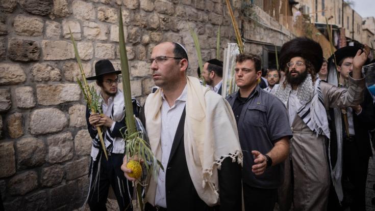 חשוד בפגיעה בנוצרים נעצר: רוטמן זעם על שרבוב שמו ועקץ את המשטרה