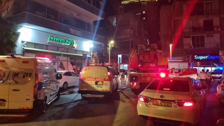 תושב המרכז הצית עצמו למוות, אימו נפצעה קל