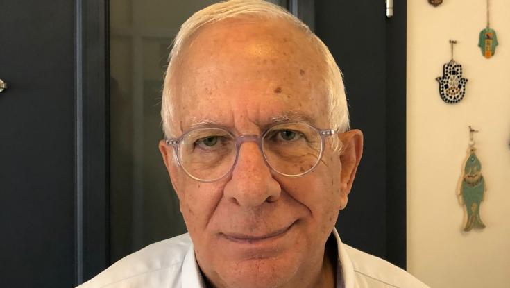 המורה האגדי למתמטיקה סוגר 50 שנה: "המלצתי לבן שלי לעשות 3 יחידות"