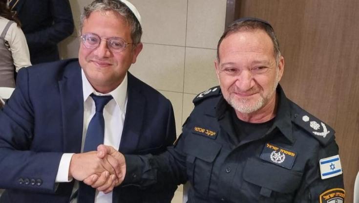 אין יותר קרוב: המתנה שהביא המפכ"ל לבת של בן גביר