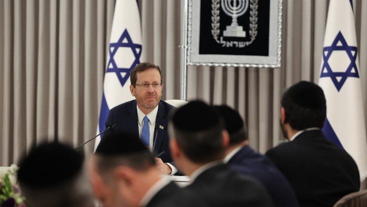 הרצוג ממשיך בסבב ההתייעצויות, שידור ישיר מבית הנשיא: