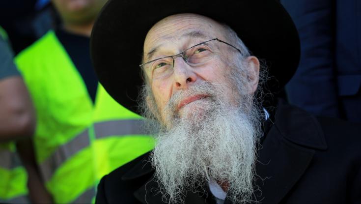 "רצחת לי את הנשמה": כתובות גרפיטי רוססו על בית הרב טאו