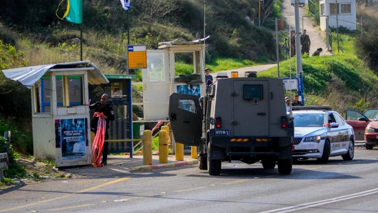 תיעוד הפיגוע בקדומים: המחבל קפץ על החייל וחוסל במהירות