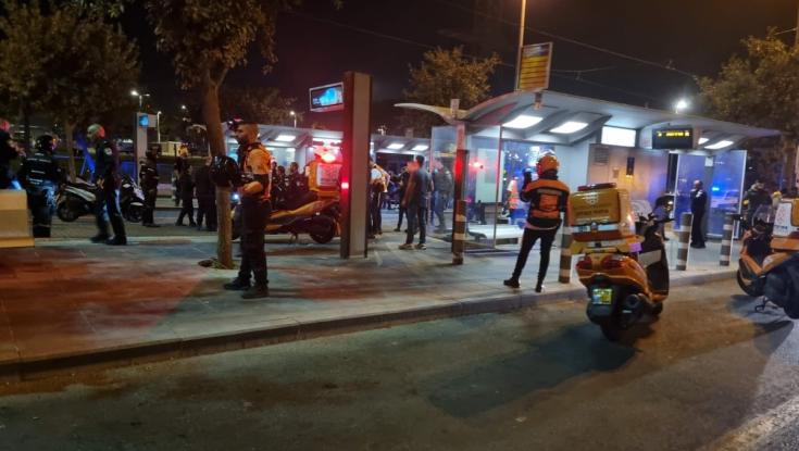 המחבל נוטרל: פיגוע דקירה ברכבת הקלה - מאבטח נפצע קל