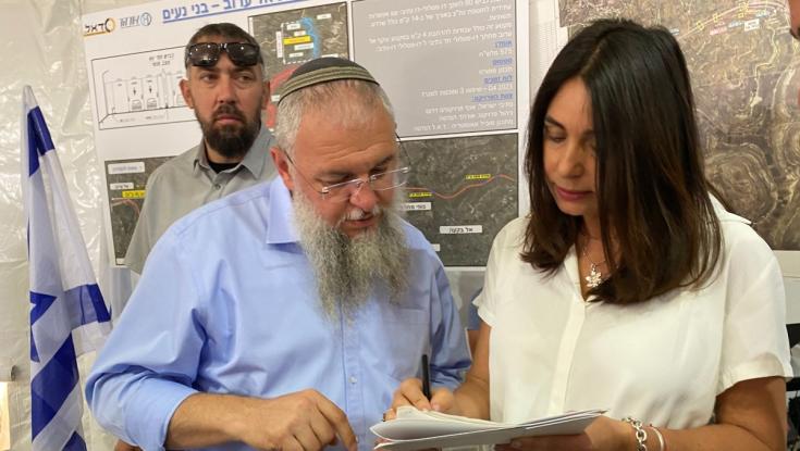 כביש עוקף אל ערוב נחנך - רגב הכריזה על כביש חדש נוסף